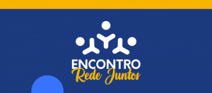 A arte tem um fundo azul com uma faixa amarela ao todo. No meio, em branco e amarelo, aparece um logo em que se lê "Encontro Rede Juntos"